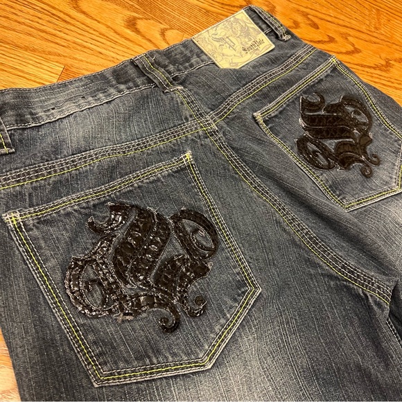 VINTAGE Y2K Southpole Jorts Men’s Baggy Denim Shorts Leather embroidered pockets - Picture 2 of 7